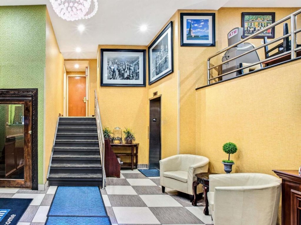 Days Inn by Wyndham Long Island City